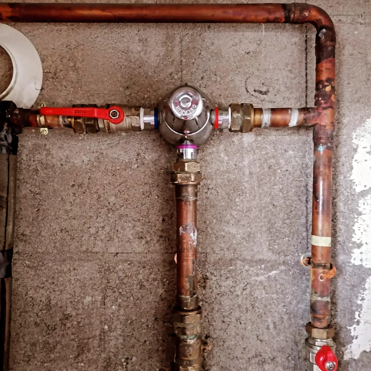 Installation de plomberie en cuivre avec mitigeur thermostatique à Bordeaux
